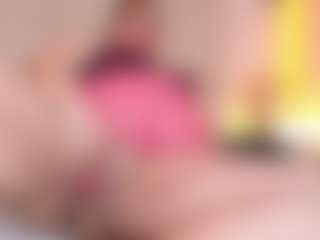 Rachele-x's Live Sex Cam Show