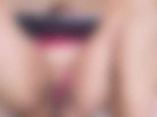 Live cam show with Rachele-x - Anal MILF on Soda Cam