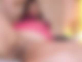 Rachele-x's Live Sex Cam Show