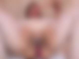 Rachele-x's Live Sex Cam Show