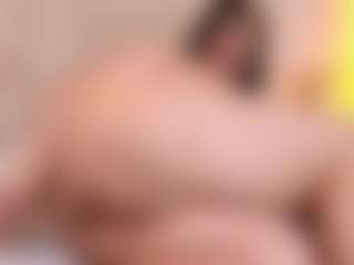 Live cam show with Rachele-x - Solo on Camsoda