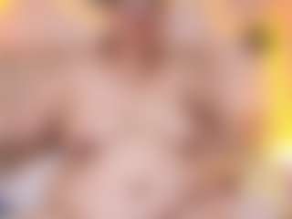 Live cam show with Rachele-x - Mature on Dare Cams
