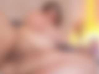Live cam show with Rachele-x - Small Tits Mature on Camming Site
