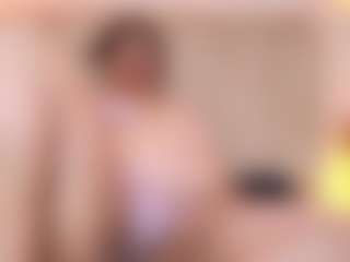 Rachele-x's Live Sex Cam Show
