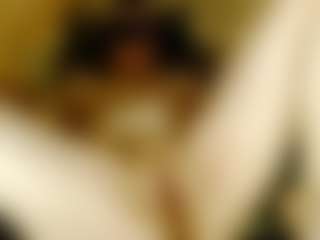 Live cam show with SquirtyMayaGold - Blonde Hair on Cam Slut