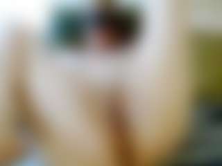 Live cam show with SquirtyMayaGold - Gape on Camsoda