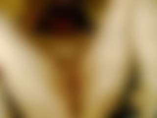 SquirtyMayaGold's Live Sex Cam Show