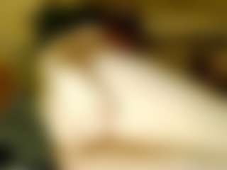 Live cam show with SquirtyMayaGold - Green Eyes on Milfs Live