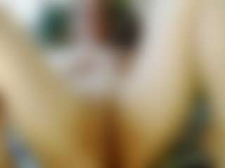 SquirtyMayaGold's Live Sex Cam Show
