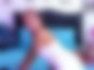 Live cam show with Pretty Val - Ass Clapping on AdultVida.com