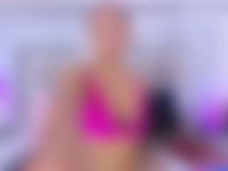 Live cam show with Pretty Val - Public Mature on Milfs Live