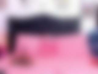 Live cam show with Pretty Val - Red Hair HD on AdultVida.com