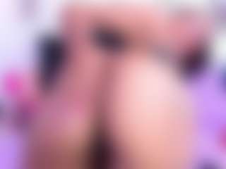 Live cam show with Pretty Val - Small Tits Mature on SpankPalCams