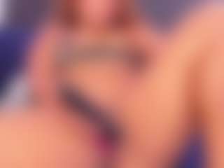 Live cam show with Sofia - Ebony Teen (18+) on StripNow