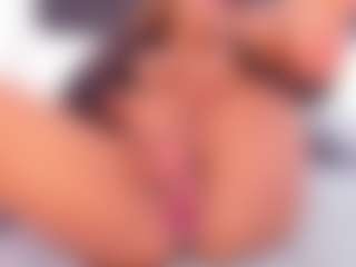 Live cam show with Sofia - Double Penetration on Dare Cams