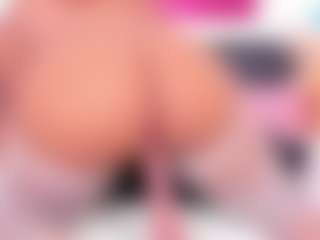 Live cam show with Sofia - Tittyfuck on Camsoda