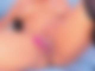 Live cam show with Sofia - Shaved Pussy Big Tits on SmokeAndPoke