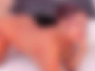 Live cam show with Sofia - BBW Ebony on Fling VIP Chat
