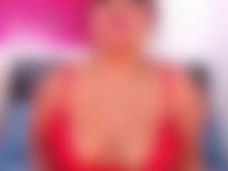 Live cam show with Sofia - Double Penetration on luckytryst.com