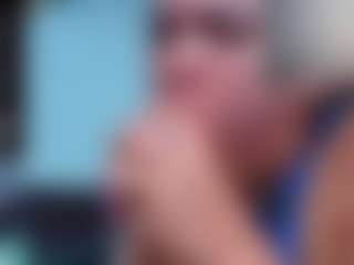 AIDAWILLIAM's Live Sex Cam Show