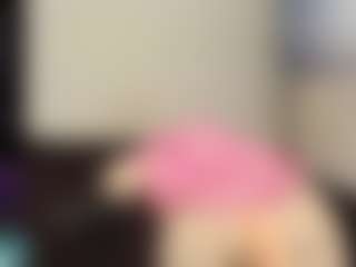 Live cam show with AIDAWILLIAM - Living Room on Camsoda