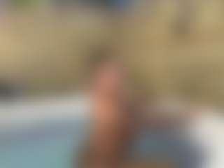 backitupwrennd's Live Sex Cam Show