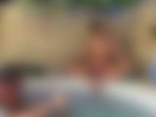 backitupwrennd's Live Sex Cam Show