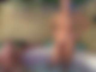 backitupwrennd's Live Sex Cam Show