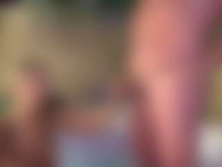 backitupwrennd's Live Sex Cam Show