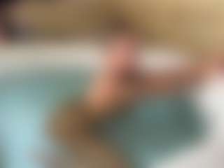 backitupwrennd's Live Sex Cam Show