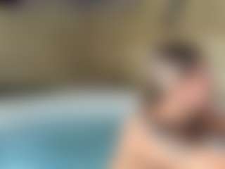 backitupwrennd's Live Sex Cam Show