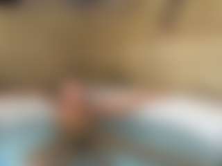 Live cam show with backitupwrennd - BBW on Chatstar