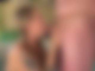 backitupwrennd's Live Sex Cam Show