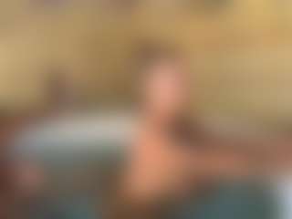 backitupwrennd's Live Sex Cam Show