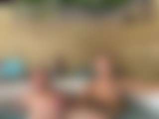 backitupwrennd's Live Sex Cam Show