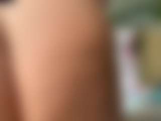 backitupwrennd's Live Sex Cam Show