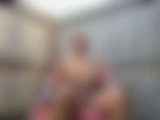 backitupwrennd's Live Sex Cam Show