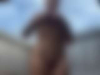 backitupwrennd's Live Sex Cam Show