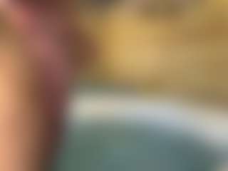backitupwrennd's Live Sex Cam Show