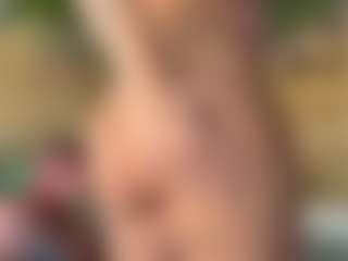 backitupwrennd's Live Sex Cam Show