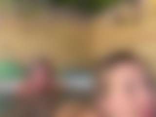 backitupwrennd's Live Sex Cam Show
