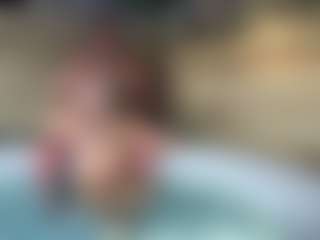 backitupwrennd's Live Sex Cam Show
