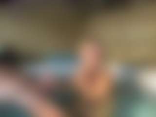 backitupwrennd's Live Sex Cam Show