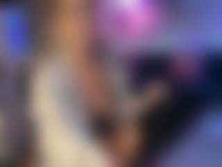 backitupwrennd's Live Sex Cam Show