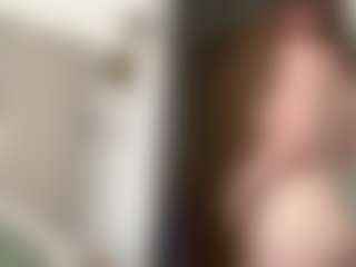 naughty-rosie's Live Sex Cam Show