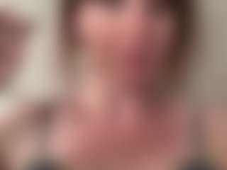 naughty-rosie's Live Sex Cam Show