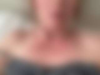naughty-rosie's Live Sex Cam Show