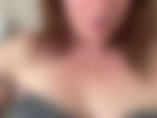 Live cam show with naughty-rosie - Thong on liverealitysex.com