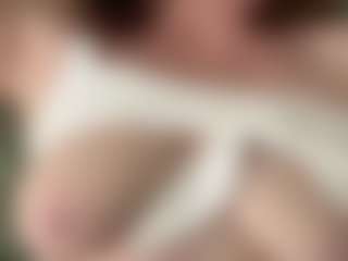naughty-rosie's Live Sex Cam Show