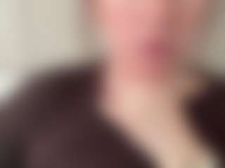 Live cam show with naughty-rosie - Uk on SmokeAndPoke | united kingdom